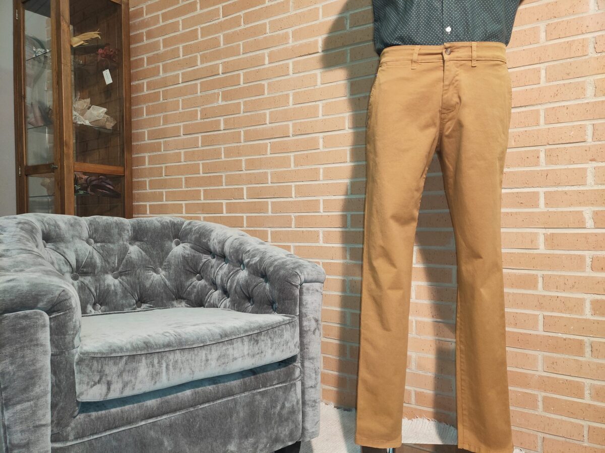 Pantalón chino